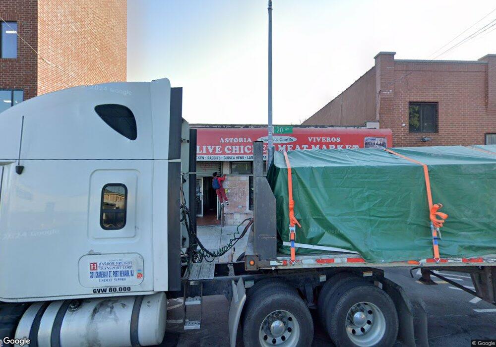 3137 20th Ave, Long Island City, NY 11105 - photo 1