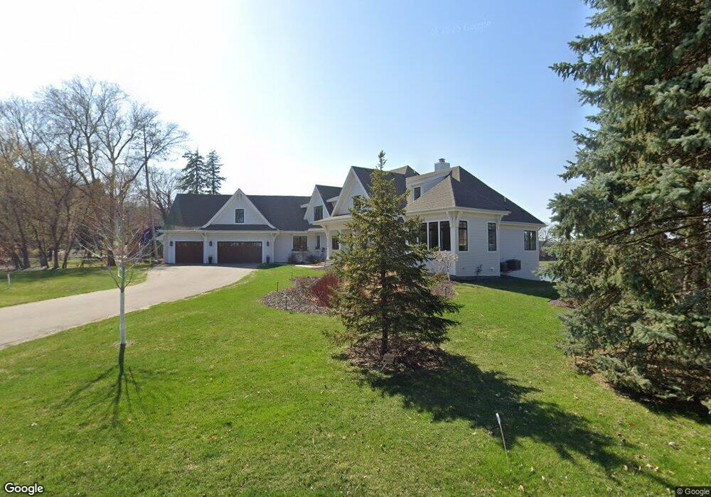 5530 Howards Point Rd, Excelsior, MN 55331 - photo 1