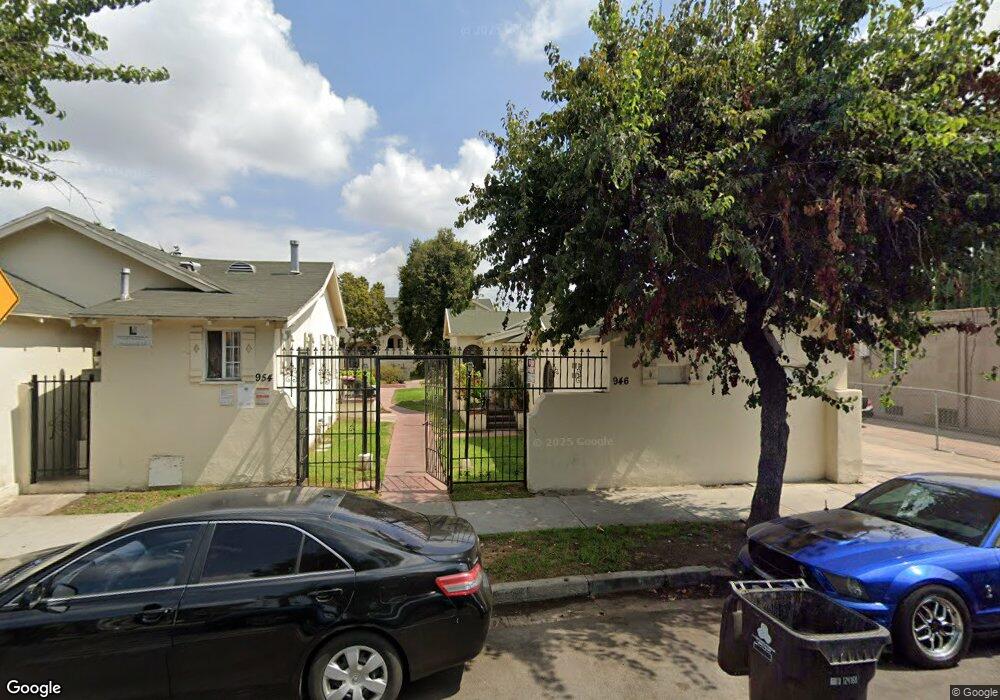 946 N Serrano Ave, Los Angeles, CA 90029 - photo 1