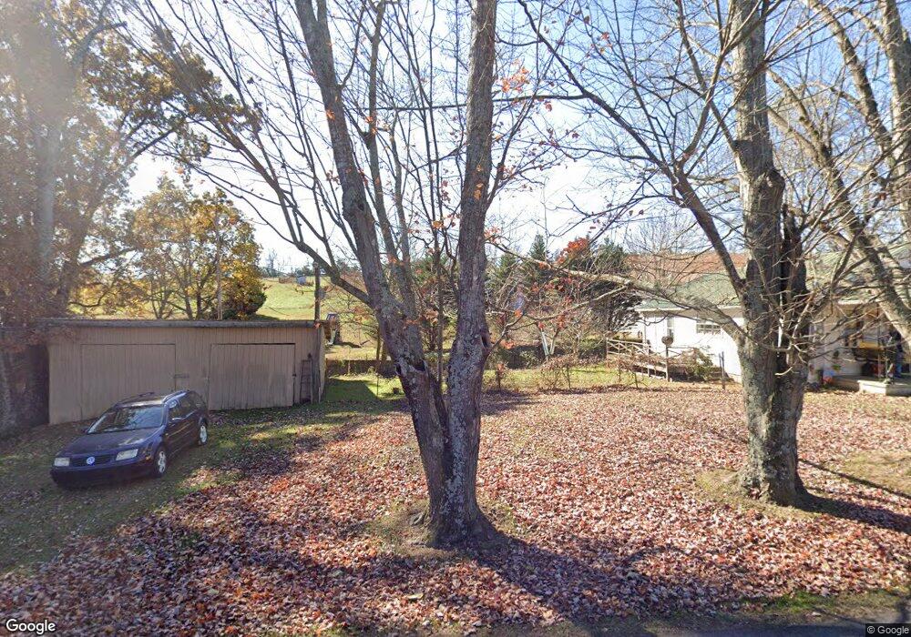 1990 Helton Rd, Bean Station, TN 37708 - photo 1