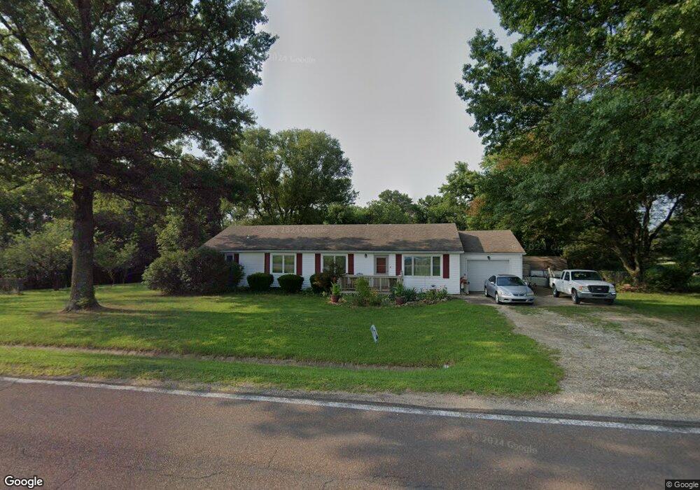 733 SW 93rd St, Wakarusa, KS 66546 - photo 1