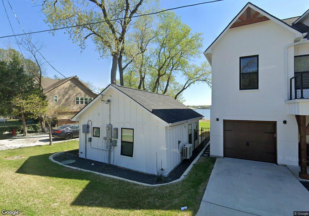 802 W Lake Dr, Weatherford, TX 76087 - photo 1