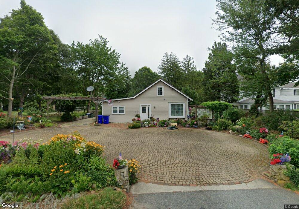 893 Shore Rd, Pocasset, MA 02559 - photo 1