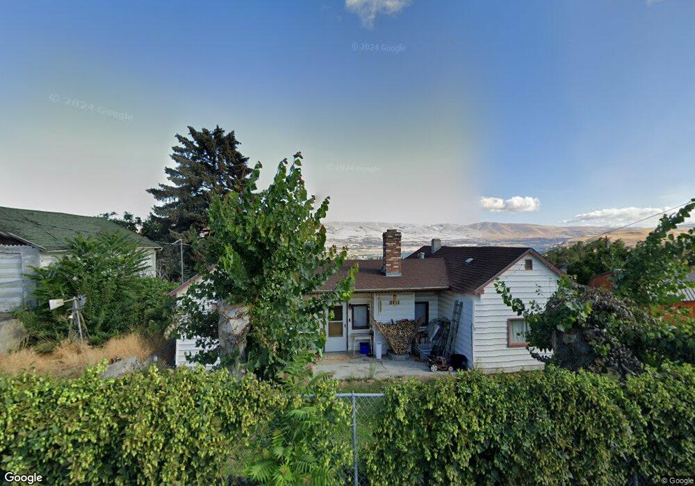 2921 E 10th St, the Dalles, OR 97058 - photo 1