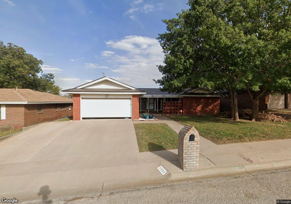 2307 Lynn Dr, Big Spring, TX 79720 - photo 1