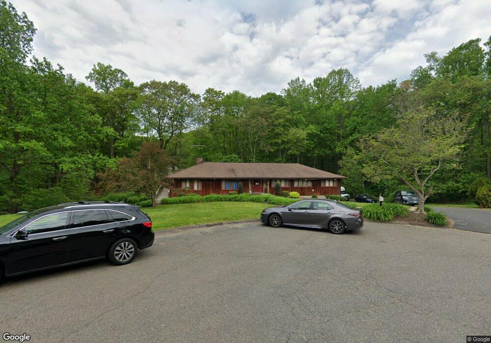 19 Red Maple Ln, Trumbull, CT 06611 - photo 1