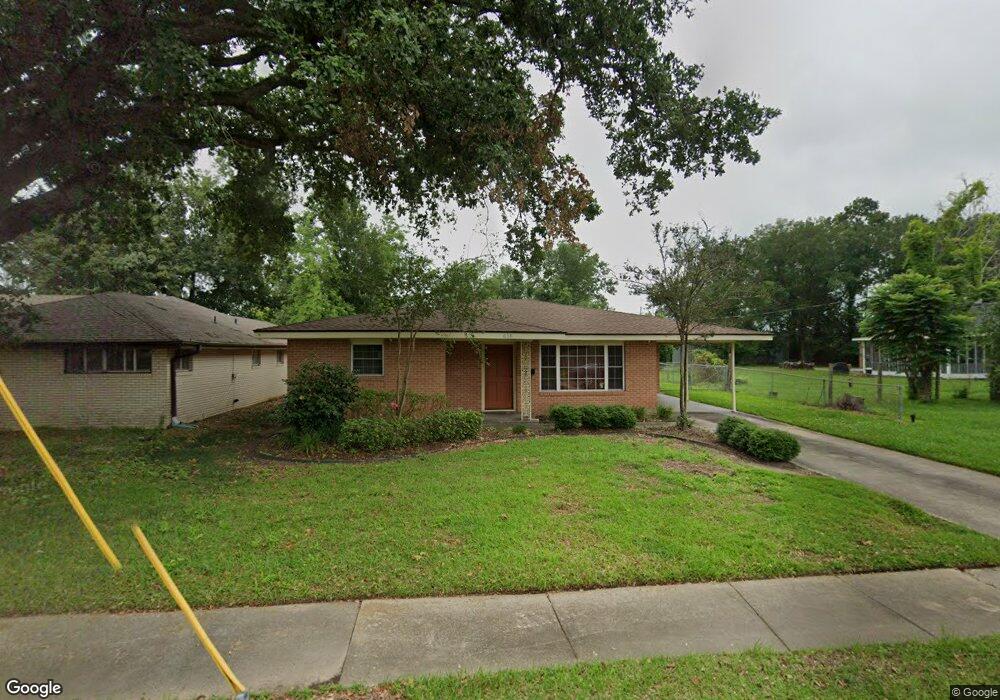 638 11th St, Lake Charles, LA 70601 - photo 1