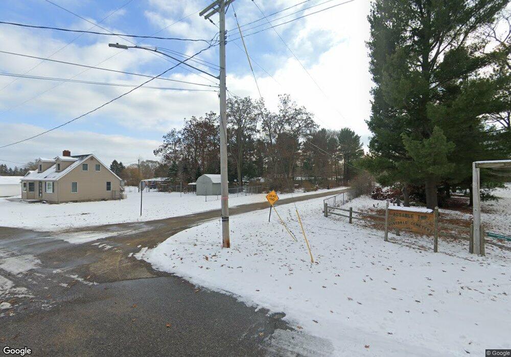 410 4th St N, Oscoda, MI 48750 - photo 1