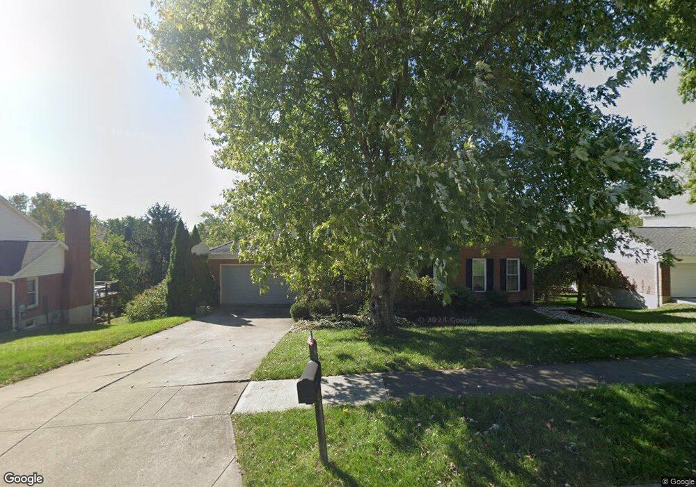 7957 Lancelot Dr, Cincinnati, OH 45244 - photo 1