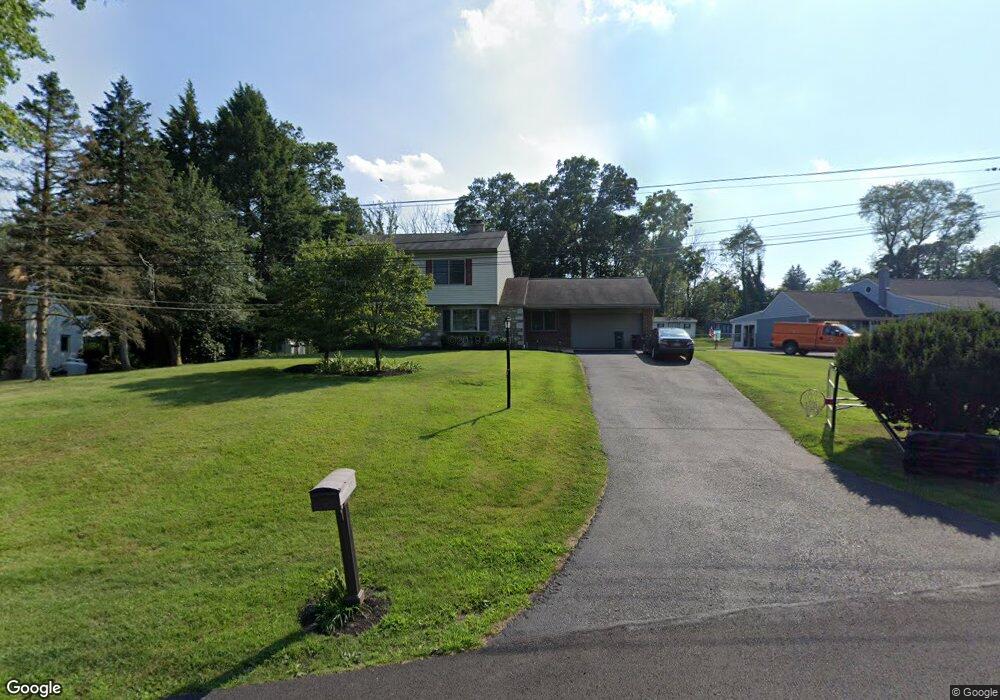 1018 Hillside Dr, Southampton, PA 18966 - photo 1