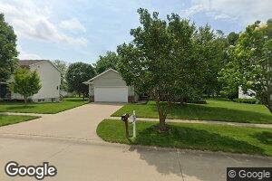 1840 Rock Island Dr, Ely, IA 52227