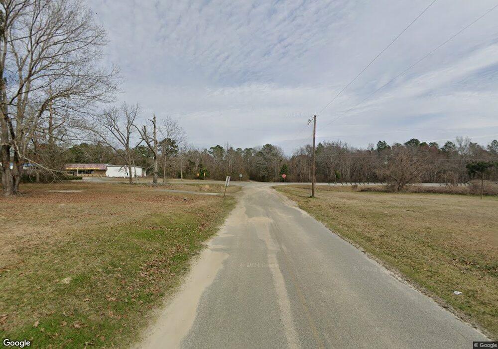 213 S Broad St, Uvalda, GA 30473 - photo 1