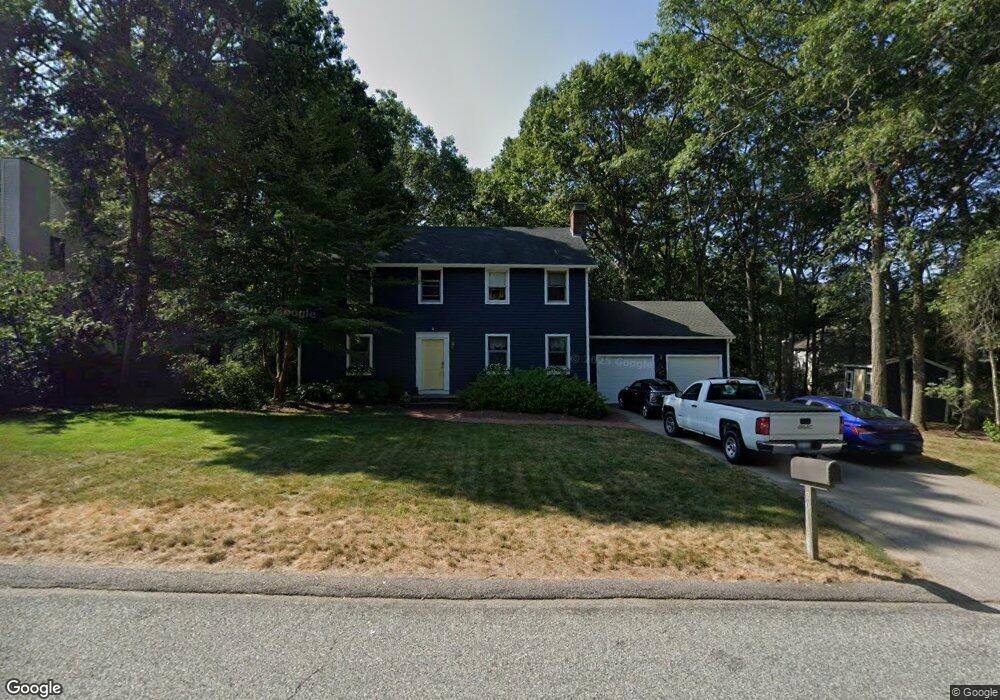 70 Kings Ridge Rd, Wakefield, RI 02879 - photo 1