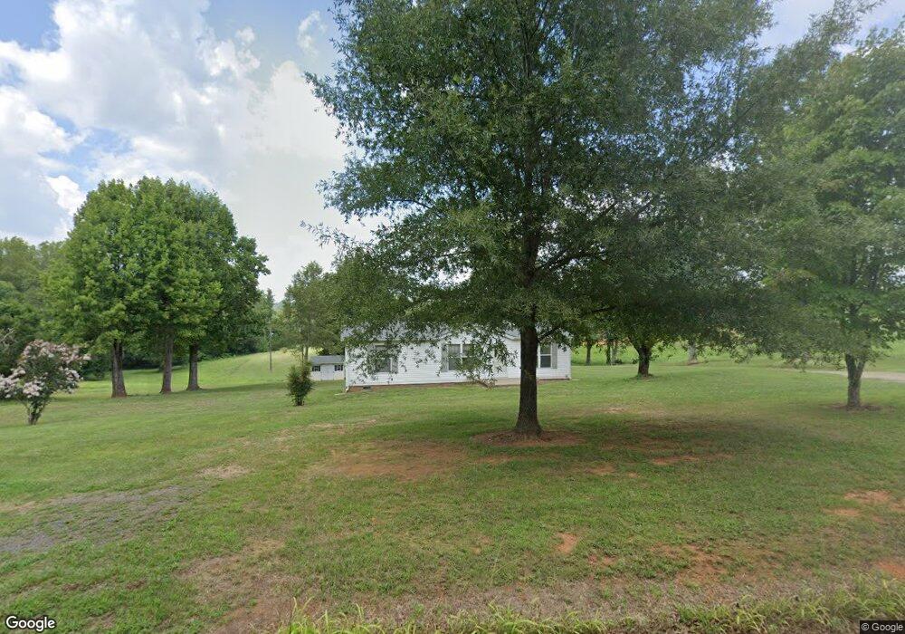 500 N Maple Rd, Callands, VA 24530 - photo 1