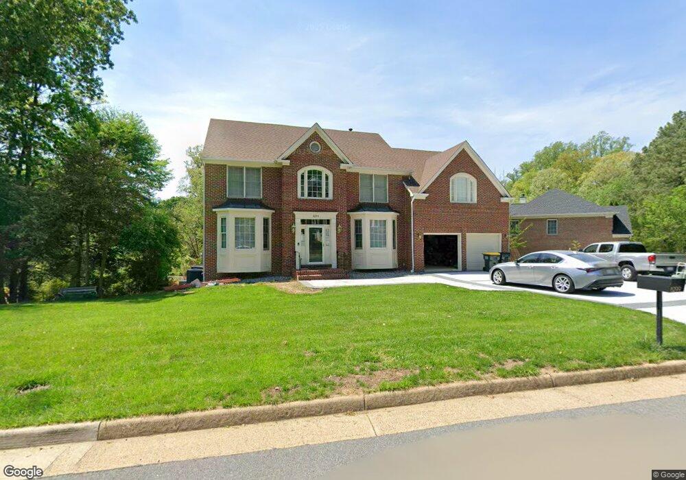 8299 Private Ln, Annandale, VA 22003 - photo 1