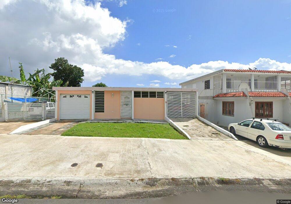 43 Miraflores, Bayamon, PR 00956 - photo 1