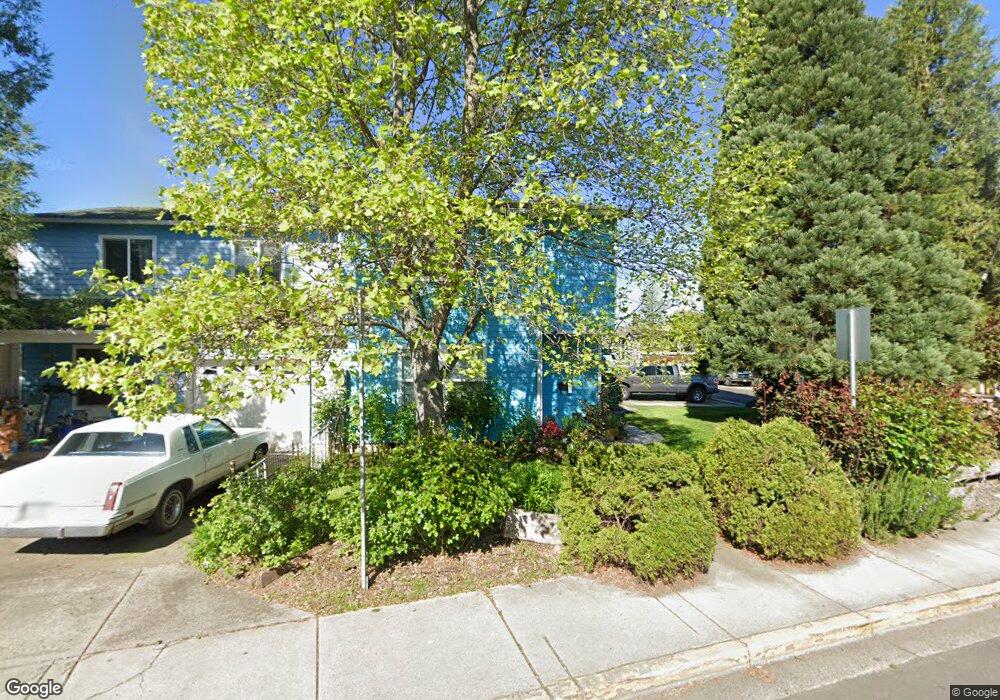 433 N 2nd St, Central Point, OR 97502 - photo 1