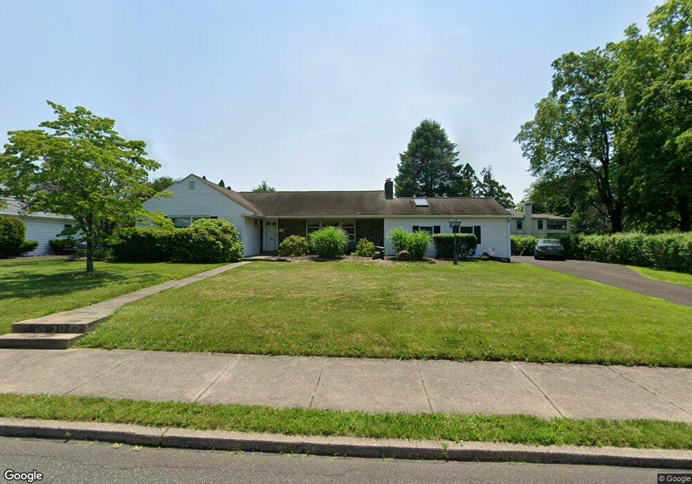 609 S 5th St, Perkasie, PA 18944 - photo 1