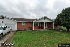 63 Pine St, Greenup, KY 41144