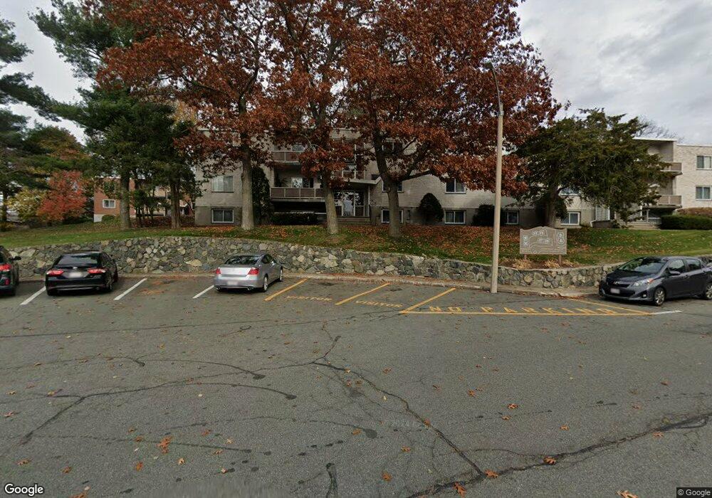 27 Jacqueline Rd unit E, Waltham, MA 02452 - photo 1