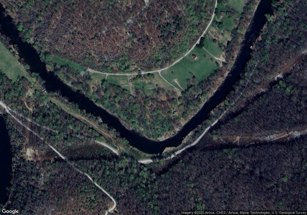 1114 Clarion Ln, Great Cacapon, WV 25422 - photo 1