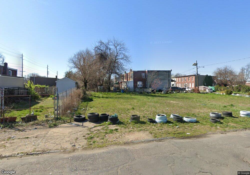 564 Jackson St, Camden, NJ 08104 - photo 1