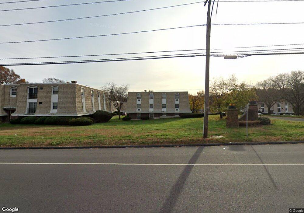 1178 Middle Turnpike W unit C1, Manchester, CT 06040 - photo 1