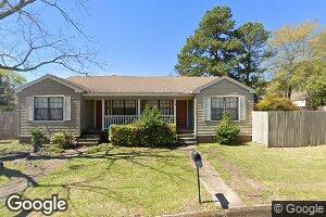 618 7th St S, Columbus, MS 39701