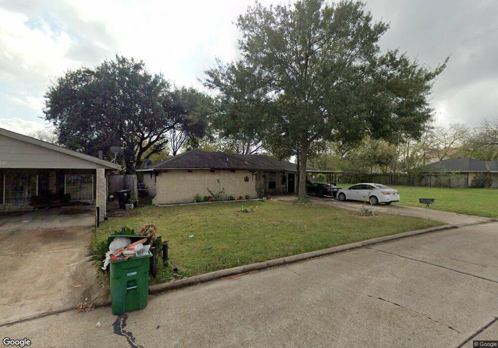 1319 Diplomat Way, Houston, TX 77088 - photo 1
