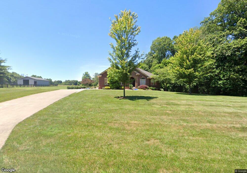 10075 N Skyline Dr, Floyds Knobs, IN 47119 - photo 1