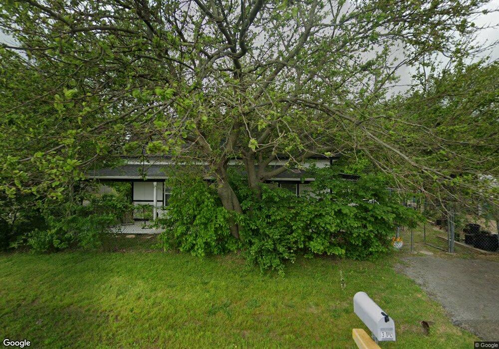 306 Franklin Ave, Pottsboro, TX 75076 - photo 1