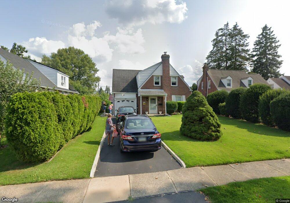 137 Fairlamb Ave, Havertown, PA 19083 - photo 1