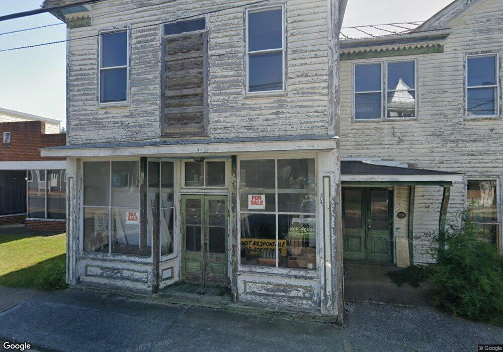 210 Piccadilly St, Edinburg, VA 22824 - photo 1