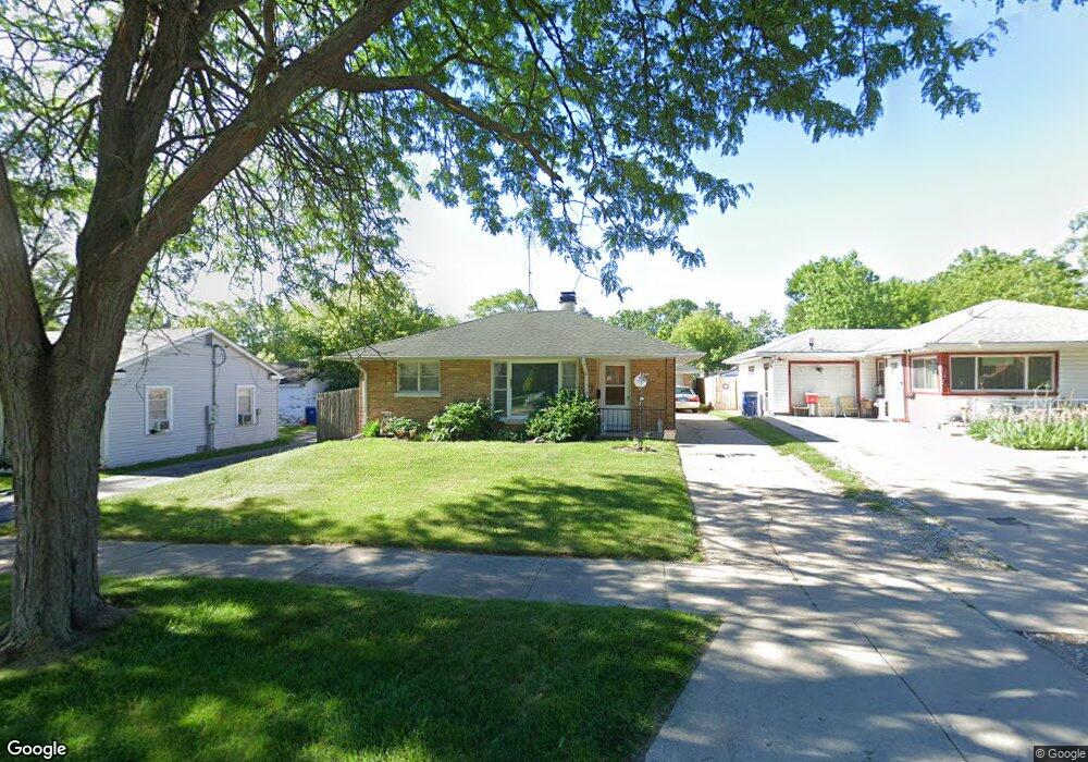 511 W Keith Ave, Waukegan, IL 60085 - photo 1