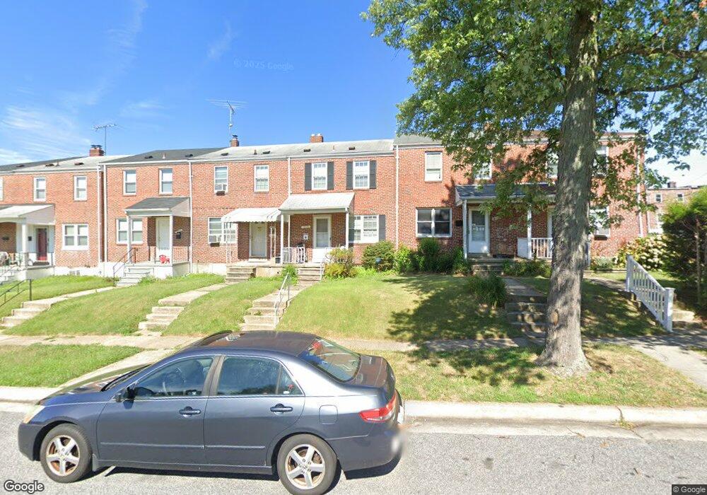 8556 Willow Oak Rd, Parkville, MD 21234 - photo 1