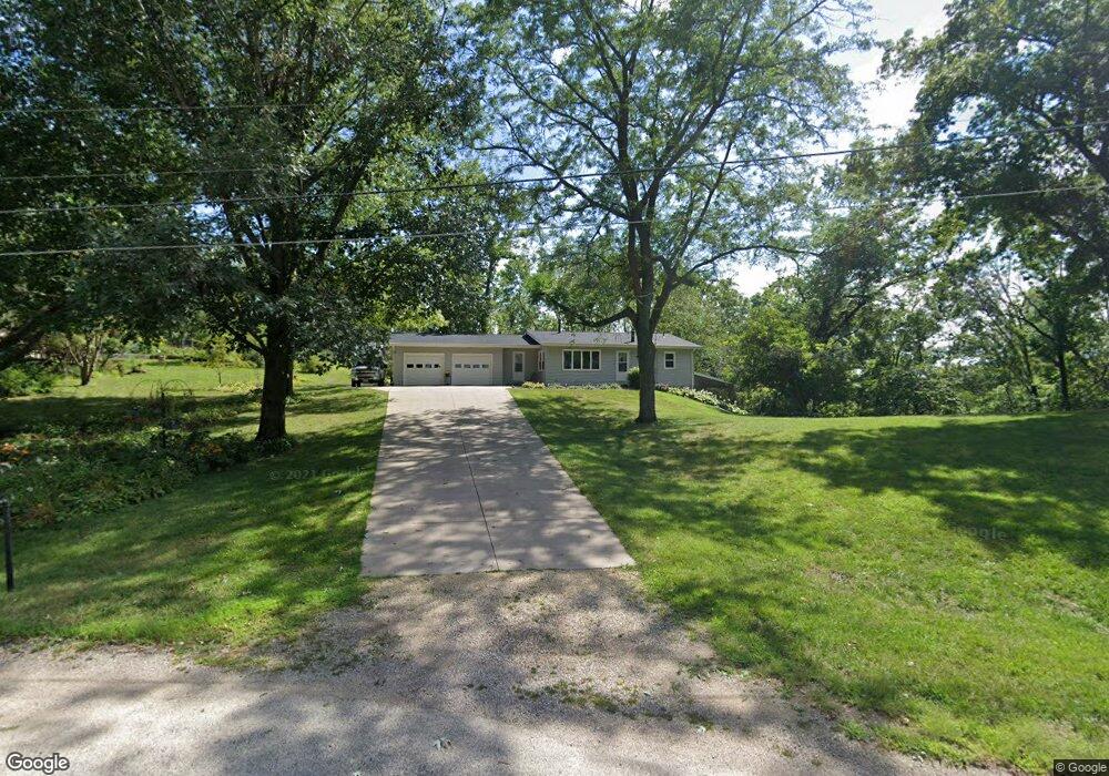 6201 Highview Dr SE, Cedar Rapids, IA 52403 - photo 1