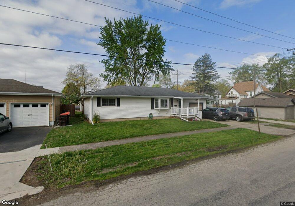 1131 Tremont St, Lincoln, IL 62656 - photo 1