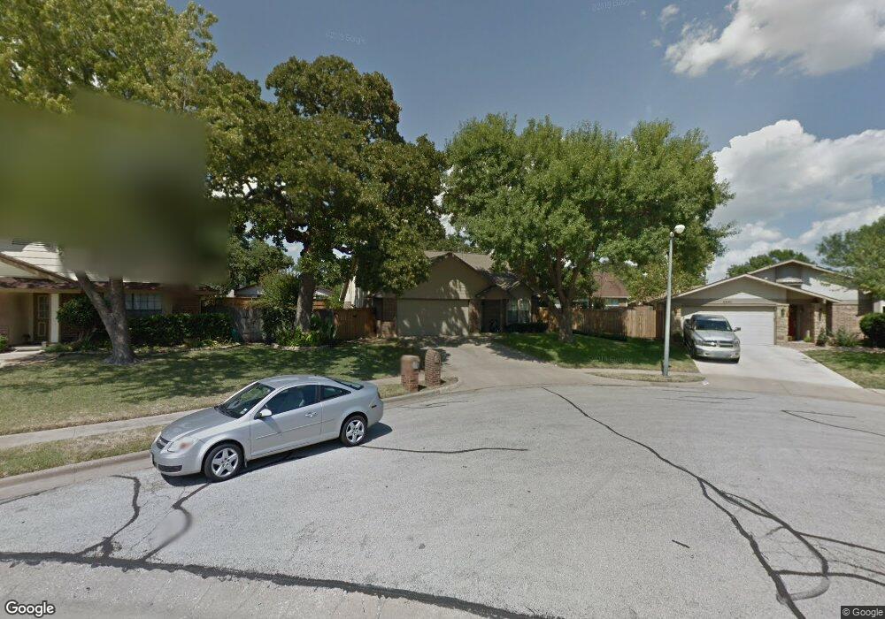 2237 Homecraft Ln, Bedford, TX 76021 - photo 1