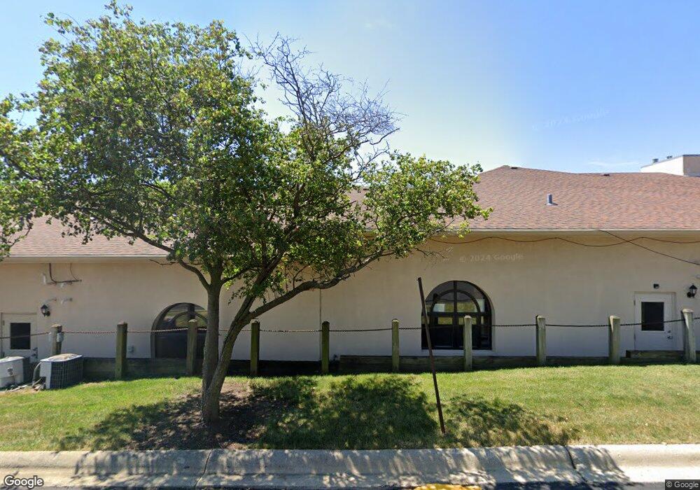 1754 N Washington St unit 4, Naperville, IL 60563 - photo 1