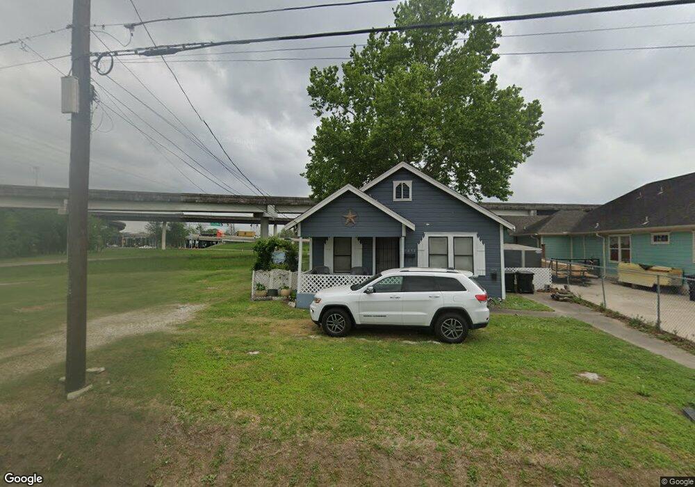 1434 Reid St, Houston, TX 77022 - photo 1