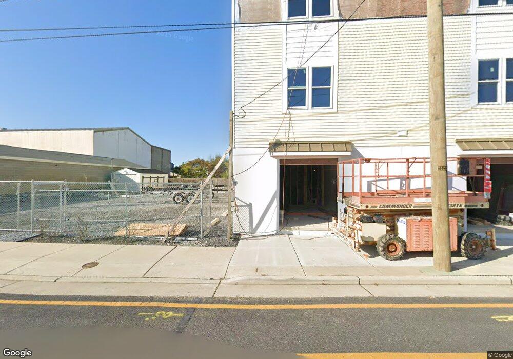 328 W Schellenger Ave, Wildwood, NJ 08260 - photo 1