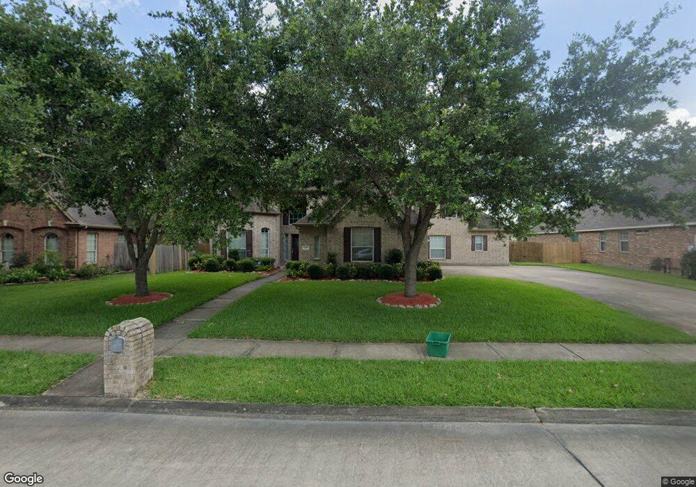 309 Falcon Lake Dr, Friendswood, TX 77546 - photo 1