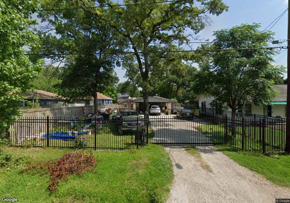5813 Pate Rd, Houston, TX 77016 - photo 1