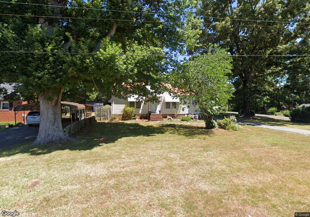 1304 Sunset Ave, Asheboro, NC 27205 - photo 1