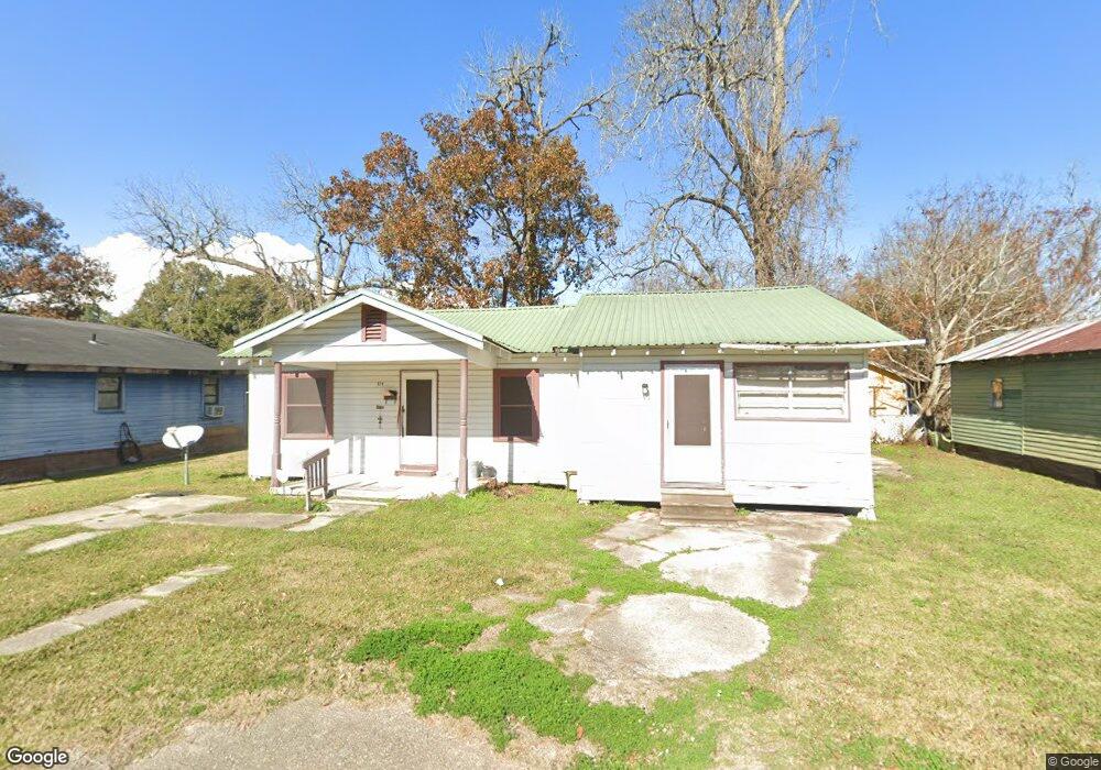517 E Pershing St, New Iberia, LA 70560 - photo 1