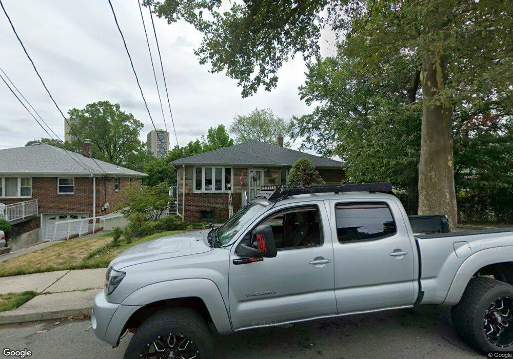 1310 Elmore Place, Fort Lee, NJ 07024 - photo 1