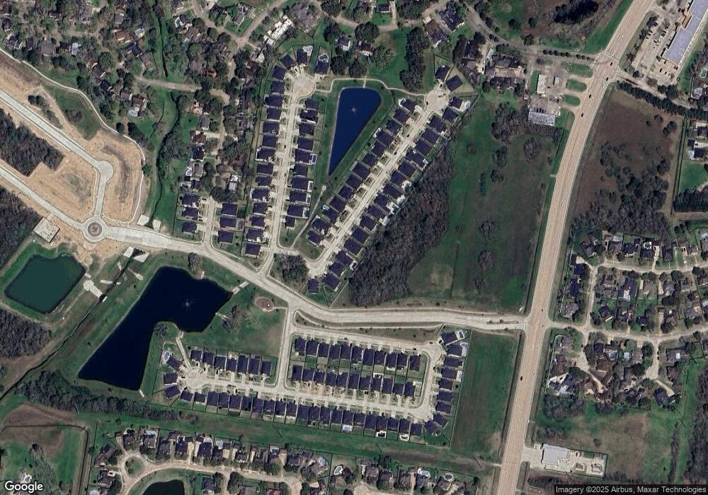 2560 Ravenna Ct, Friendswood, TX 77546 - photo 1