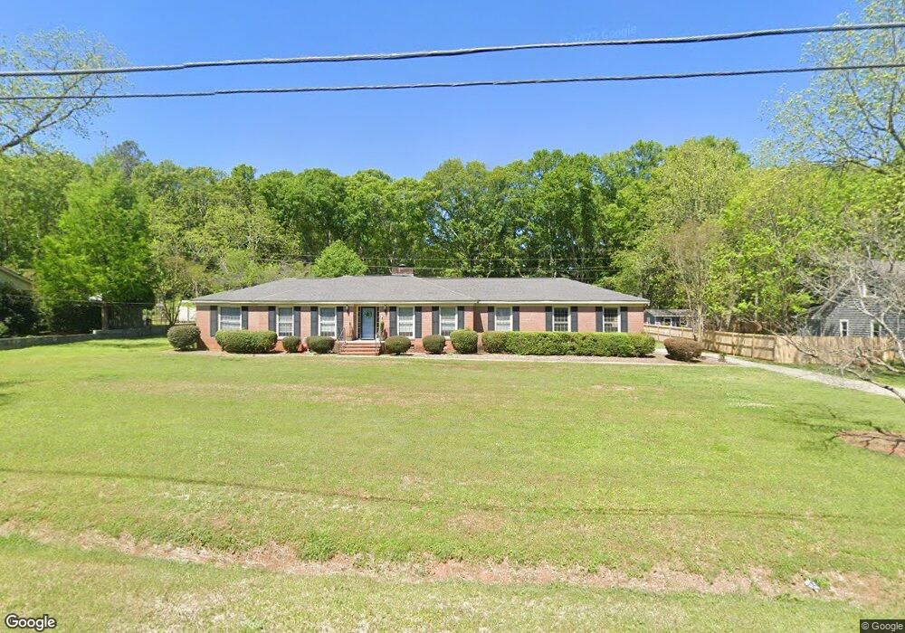 325 Pine St, Barnesville, GA 30204 - photo 1