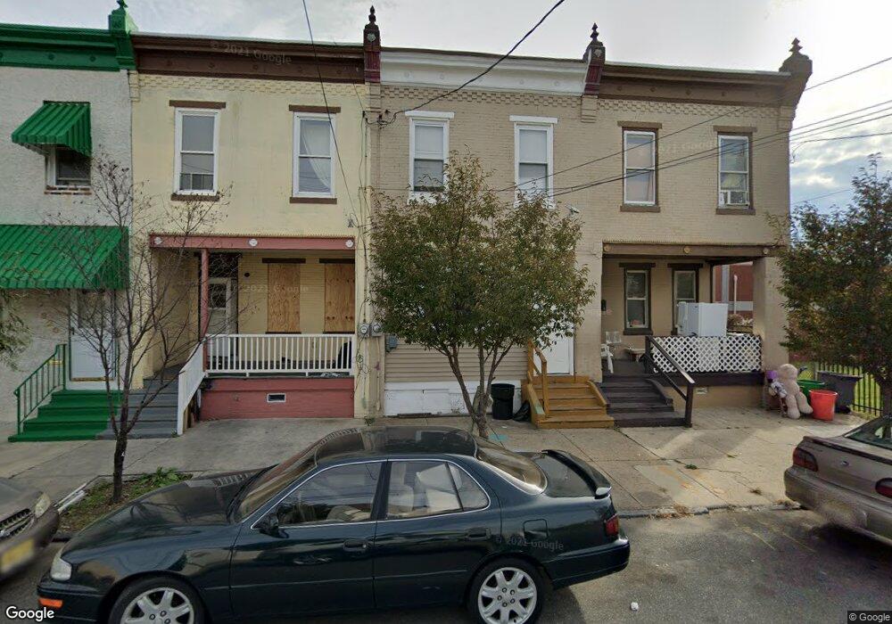 916 N Front St, Camden, NJ 08102 - photo 1