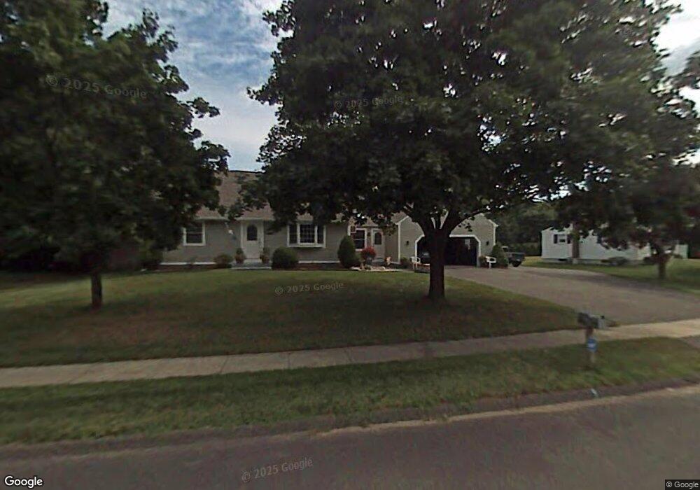 8 Windmill Rd, Enfield, CT 06082 - photo 1